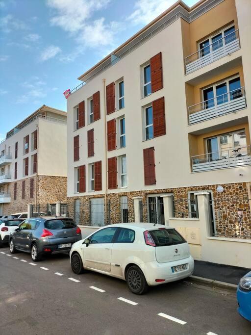 Appartement F2 De Haut Standing En Hypercentre Avec Jardin Prive A 270 M De La Gare De Mantes ! Zewnętrze zdjęcie