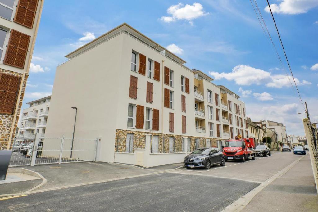 Appartement F2 De Haut Standing En Hypercentre Avec Jardin Prive A 270 M De La Gare De Mantes ! Zewnętrze zdjęcie
