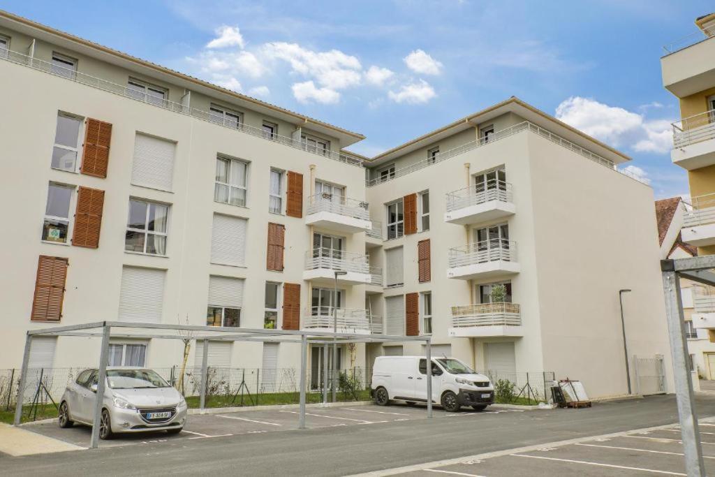 Appartement F2 De Haut Standing En Hypercentre Avec Jardin Prive A 270 M De La Gare De Mantes ! Zewnętrze zdjęcie